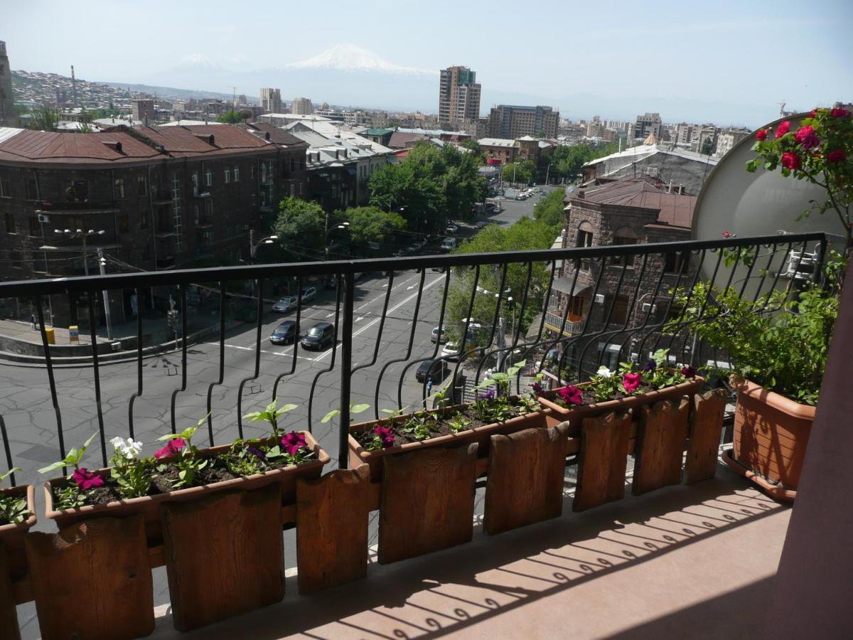Yerevan-Sky With Terrace Екстер'єр фото