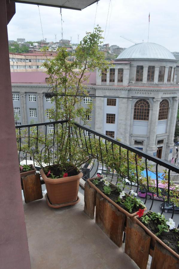 Yerevan-Sky With Terrace Екстер'єр фото
